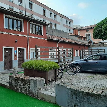 Albergue La Casona Del Peregrino Llanes Eksteriør bilde