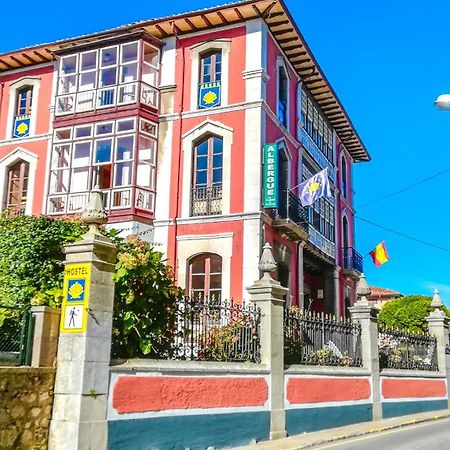 Albergue La Casona Del Peregrino Llanes Eksteriør bilde