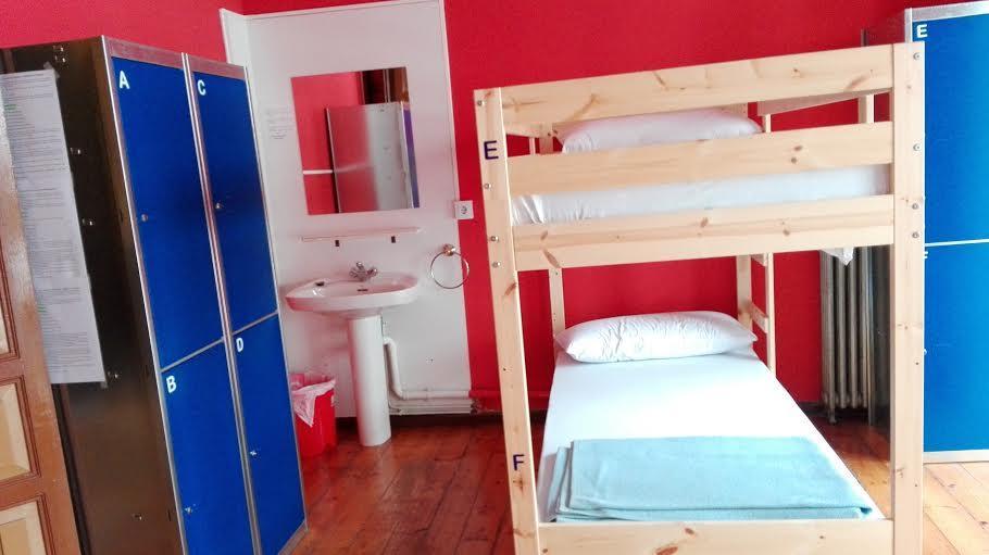Albergue La Casona Del Peregrino Llanes Eksteriør bilde